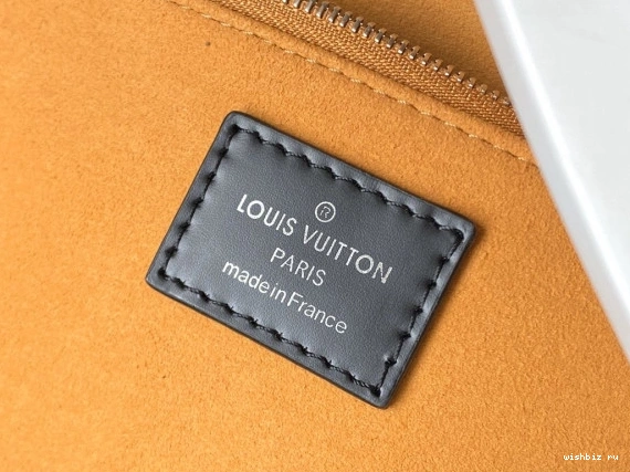 WIS POCHETTE GRENELLE LOUIS VUITTON 0820